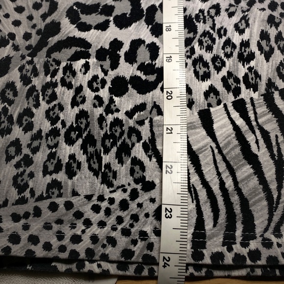 Kim Rogers - Animal Print - Cotton / Spandex -  Sweater - Size L - Picture 9 of 10